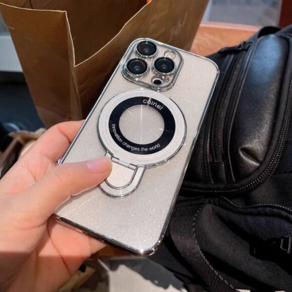 Cream iPhone16 Case - Picture 1 of 2